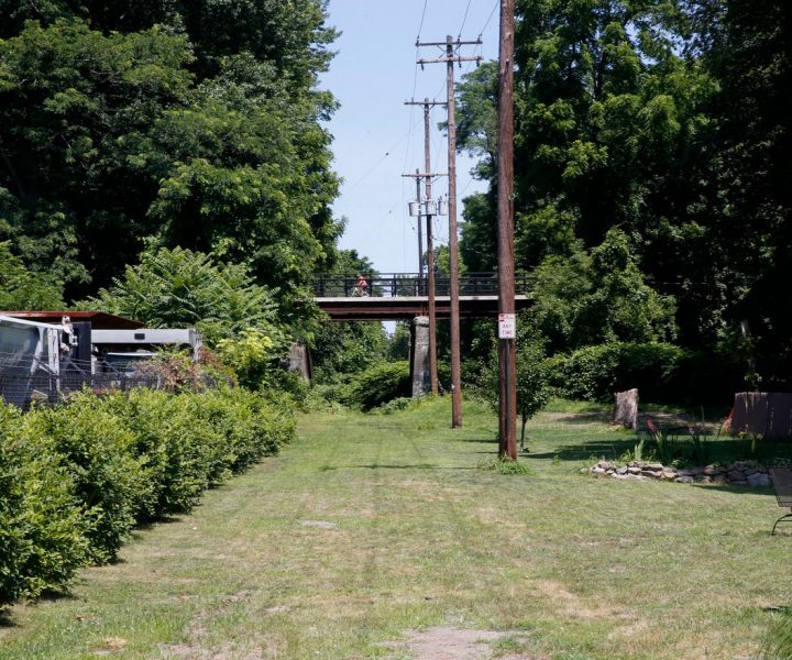 Future Urban Trail route approaching the Dutchess County Rail Trail